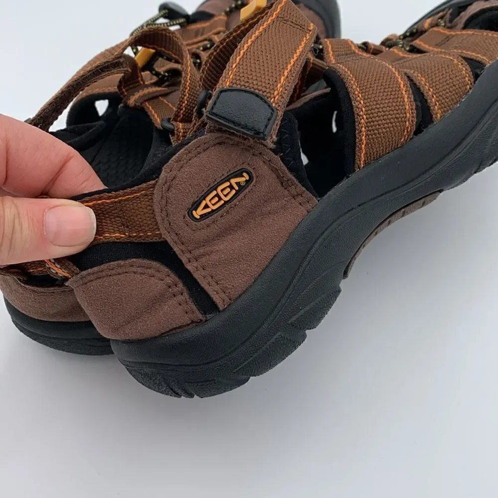 Keen Newport brown strap water hiking shoes mens size 6/38